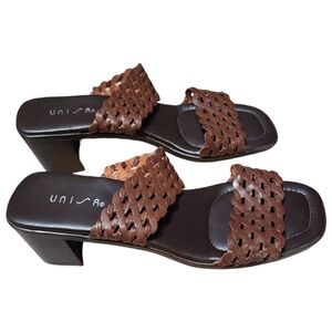 Vintage Unisa Brown 'Mandarin Luggage' Woven Heels - Size 8.5